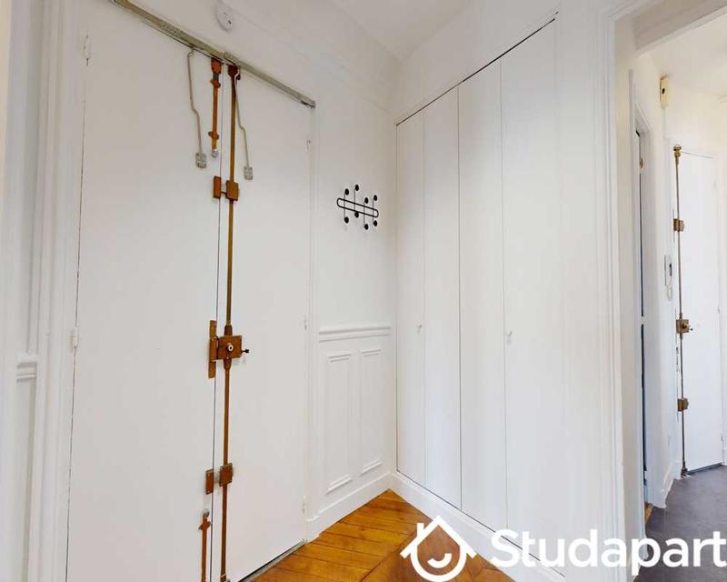 Chambre - 190 m² - 1 pièce