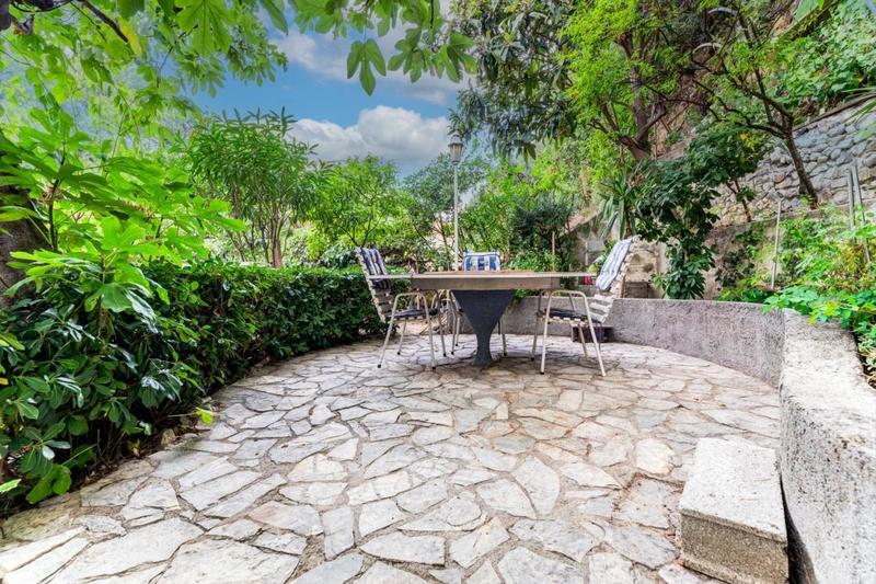 Villa - 230 m² - 8 pièces