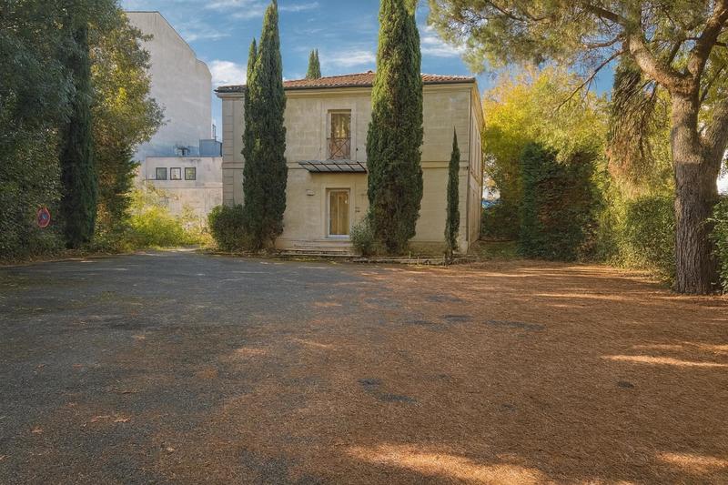 Bureau - 453 m² - 16 pièces