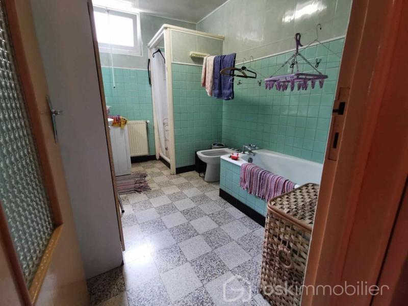 Corps de ferme - 105 m² - 6 pièces