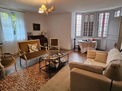 Maison de maîtres - 258 m² - 9 pièces