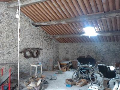 Parking / Garage - 180 m²