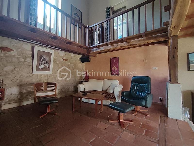 Maison en pierre - 185 m² - 7 pièces