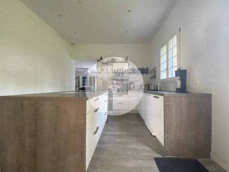 Maison - 175 m² - 8 pièces