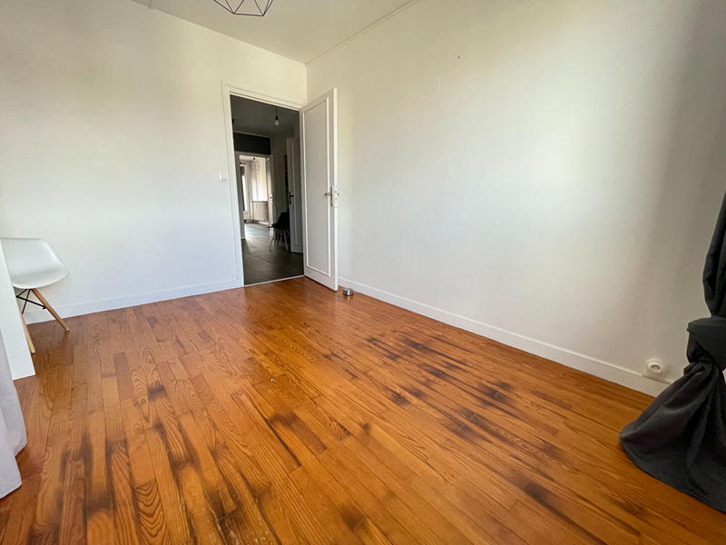 Appartement - 97 m² - 5 pièces