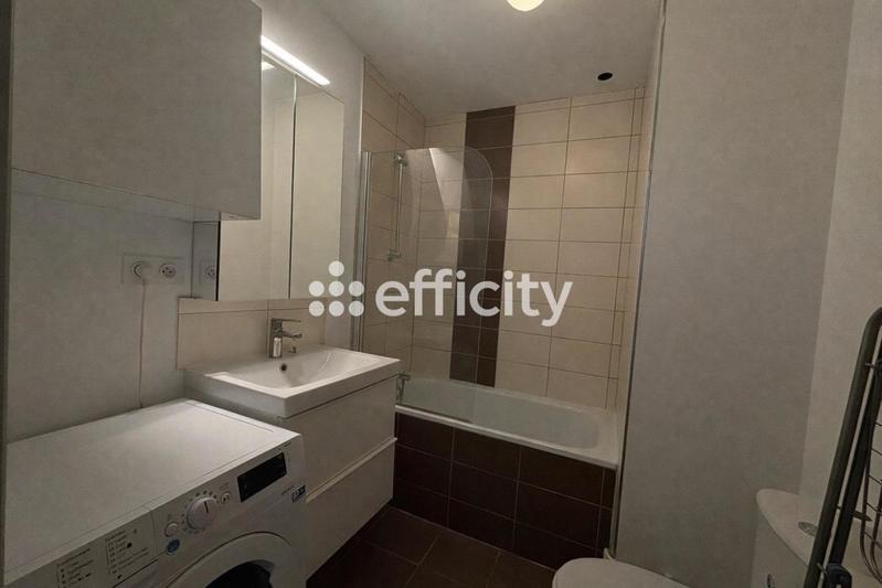 Appartement - 102 m² - 5 pièces