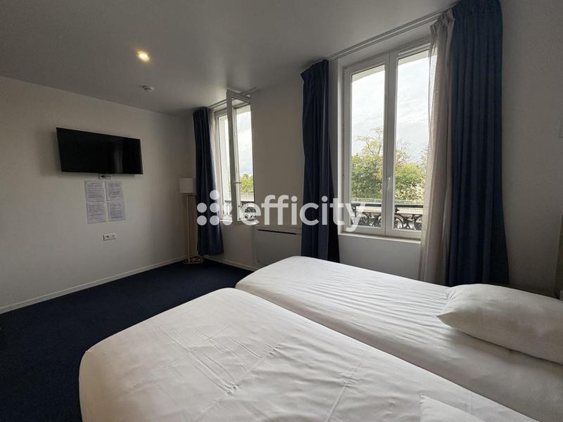 Immeuble - 380 m² - 13 pièces