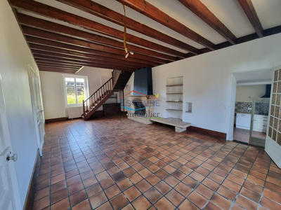 Maison ancienne - 195 m² - 8 pièces