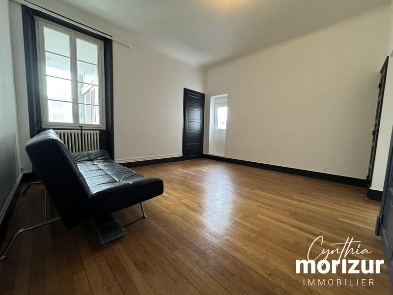 Appartement - 130 m² - 5 pièces