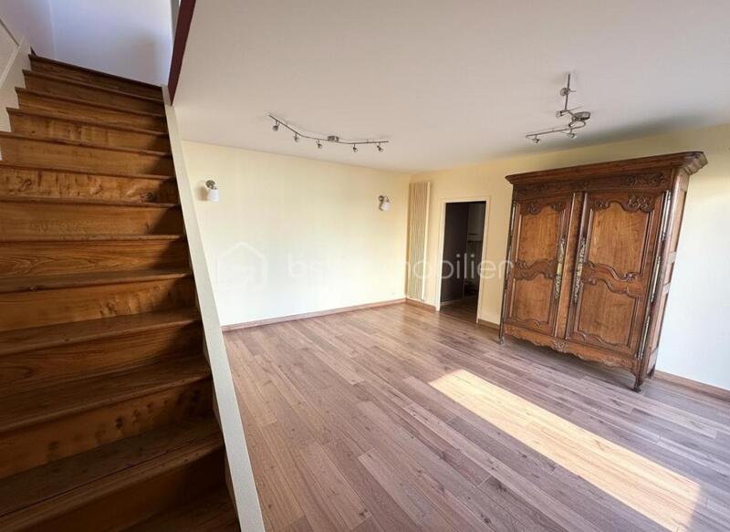 Maison de ville - 345 m² - 8 pièces