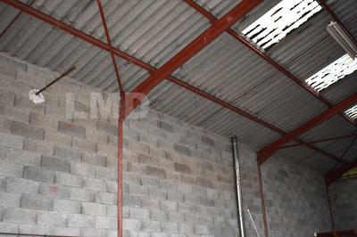 Local commercial - 260 m² - 2 pièces