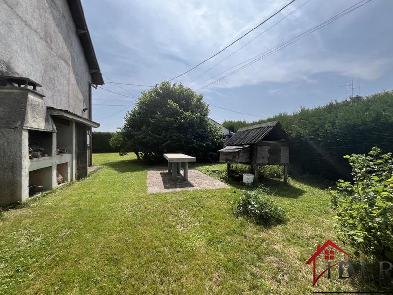 Maison de village - 190 m² - 10 pièces