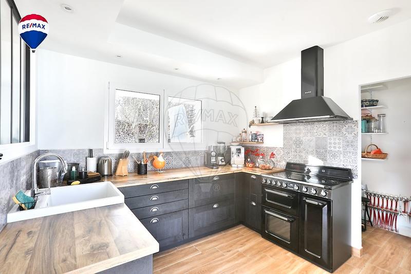 Maison - 126 m² - 5 pièces