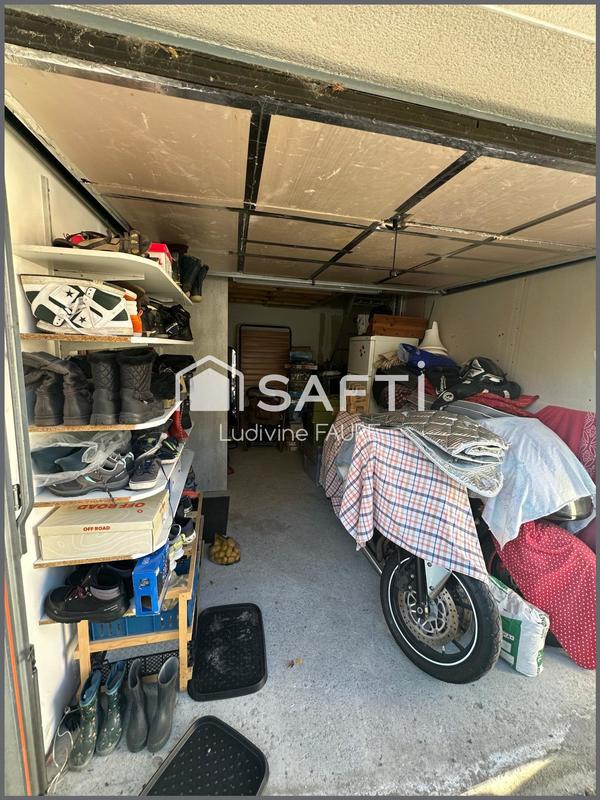 Maison - 95 m² - 5 pièces