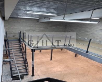 Entrepôt - 128 m²