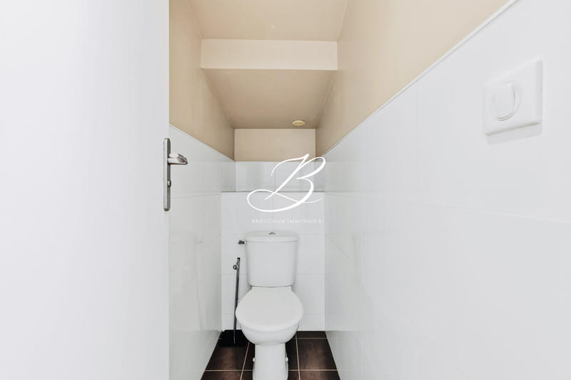 Appartement - 100 m² - 5 pièces