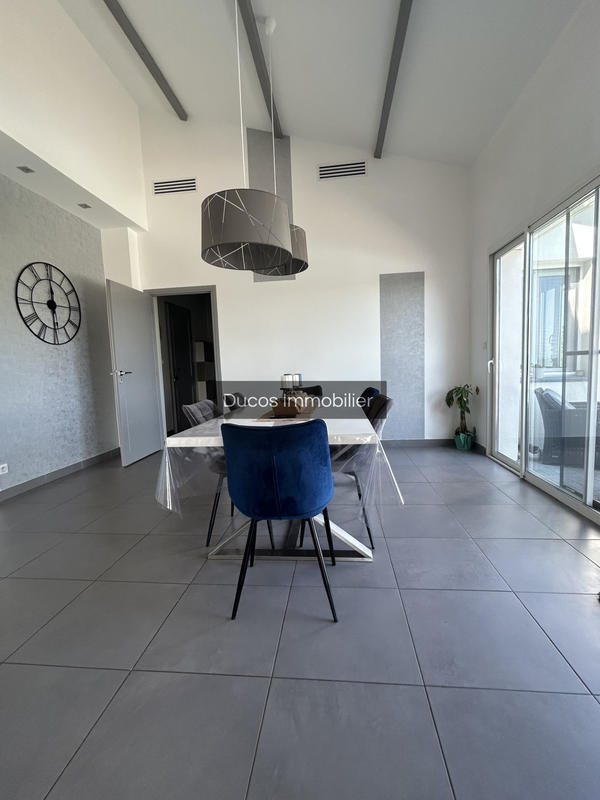 Maison - 180 m² - 5 pièces