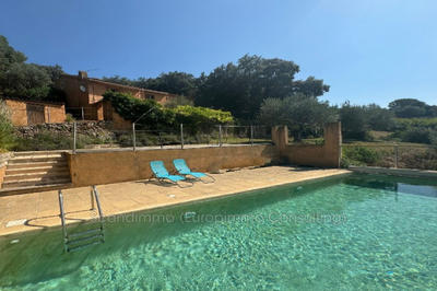 Maison - 169 m² - 7 pièces