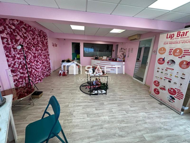 Local commercial - 72 m² - 3 pièces