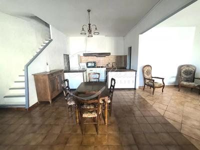 Maison de village - 85 m² - 3 pièces