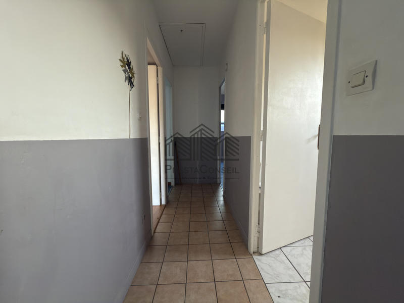 Maison - 76 m² - 4 pièces