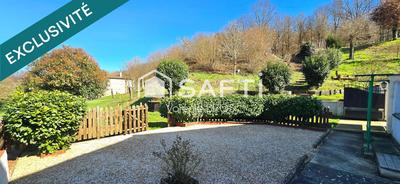 Maison - 171 m² - 7 pièces