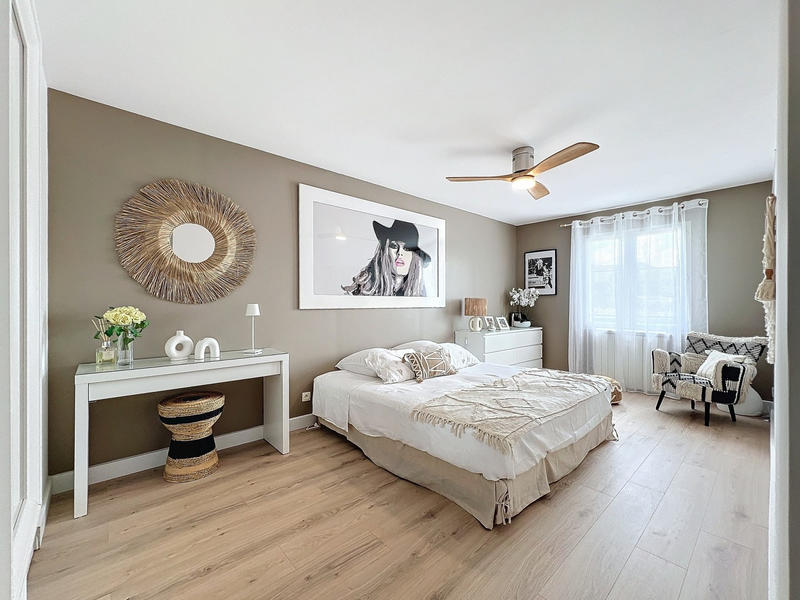 Maison - 140 m² - 5 pièces