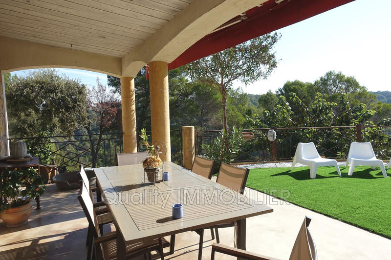 Villa - 310 m² - 7 pièces