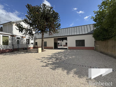 Loft - 112 m² - 4 pièces