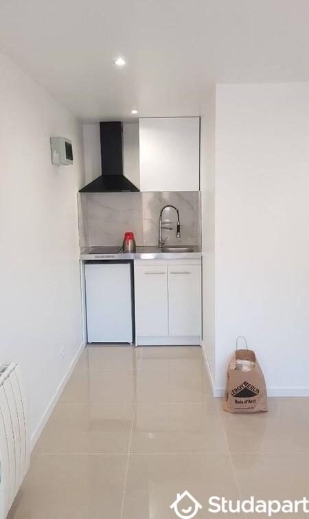 Chambre - 15 m² - 1 pièce