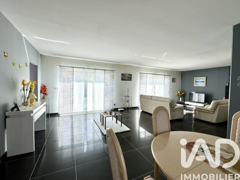 Maison - 155 m² - 6 pièces