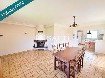 Maison - 98 m² - 5 pièces