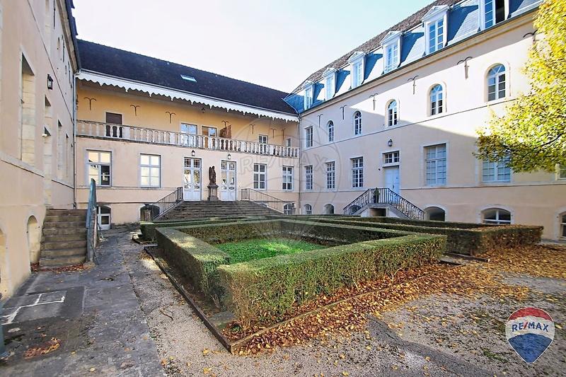 Appartement - 63 m² - 2 pièces