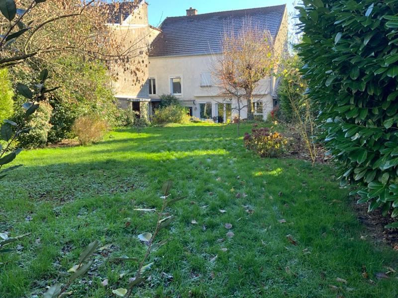 Maison - 200 m² - 5 pièces