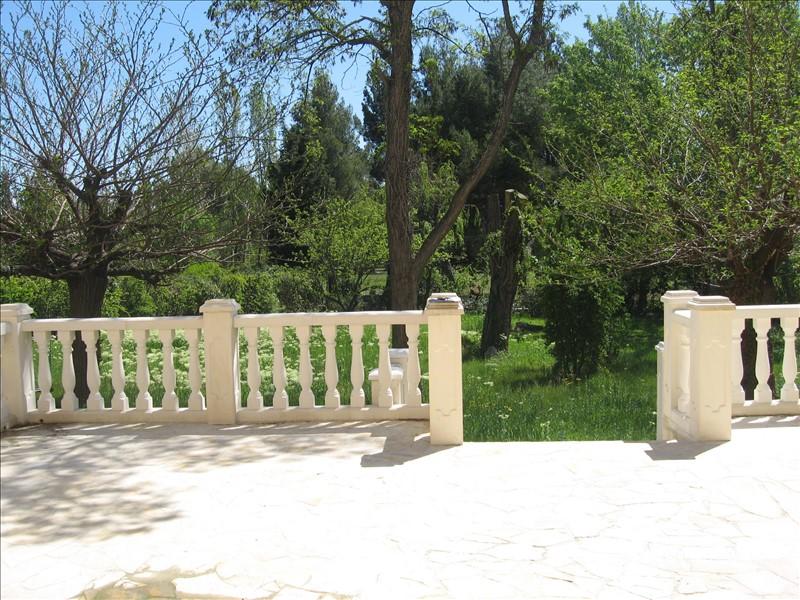 Maison - 202 m² - 5 pièces