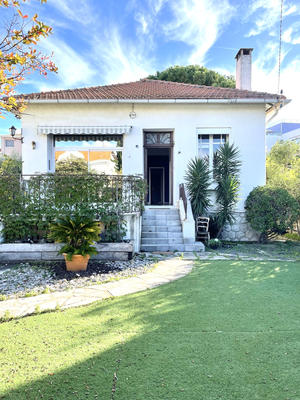 Maison - 179 m² - 10 pièces