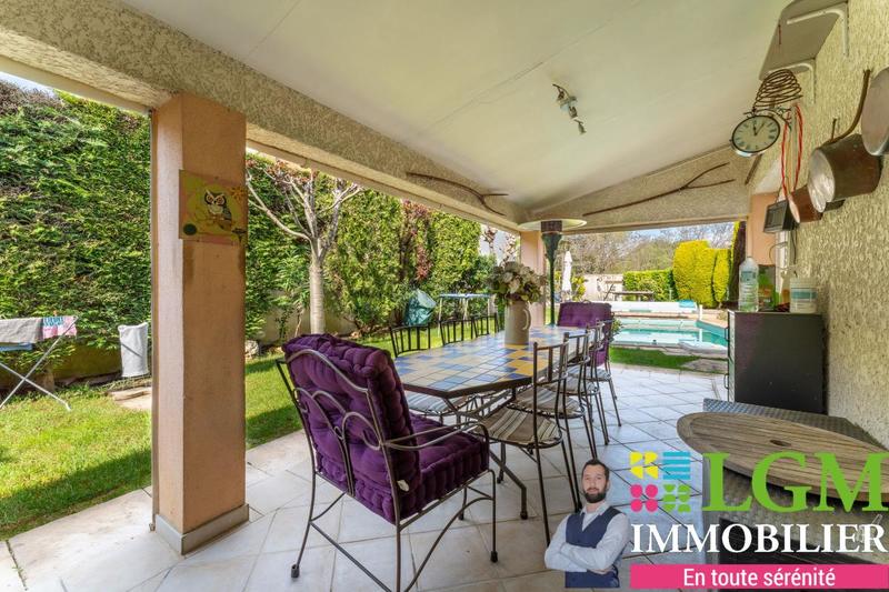 Maison - 181 m² - 4 pièces