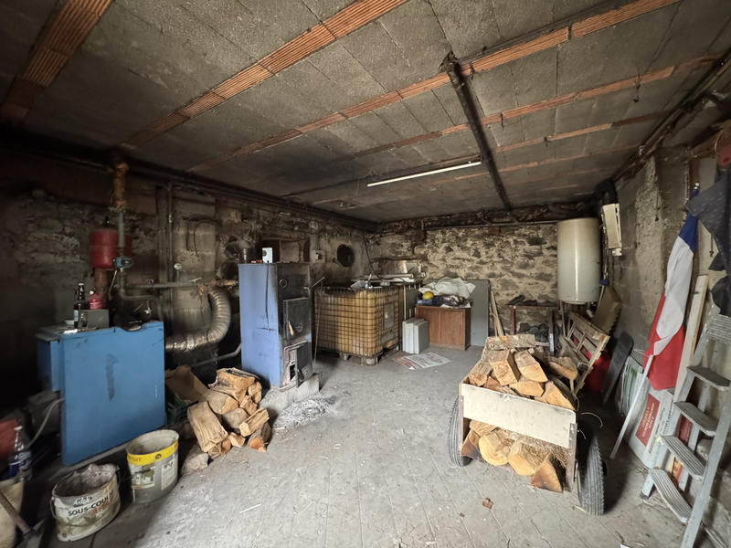 Maison - 260 m² - 10 pièces