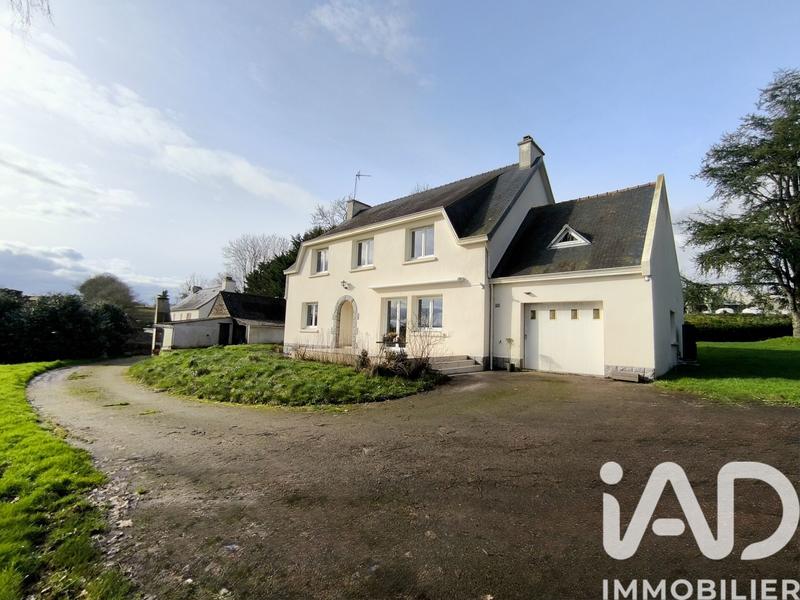 Maison - 201 m² - 10 pièces