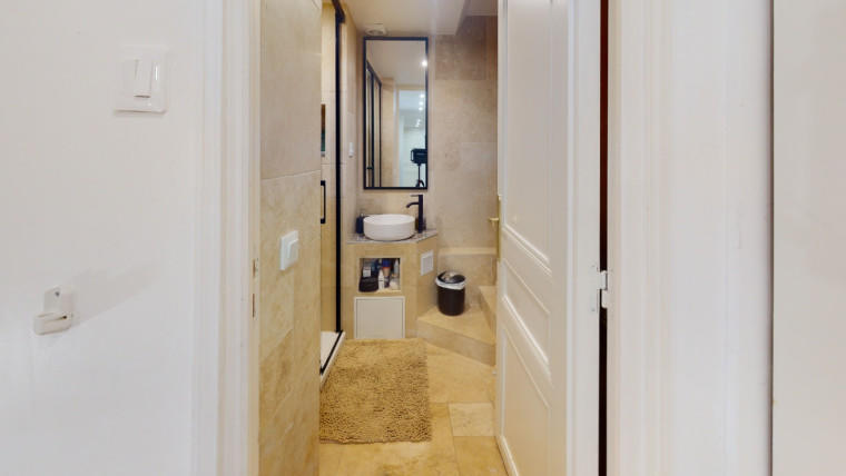 Maison - 185 m² - 7 pièces