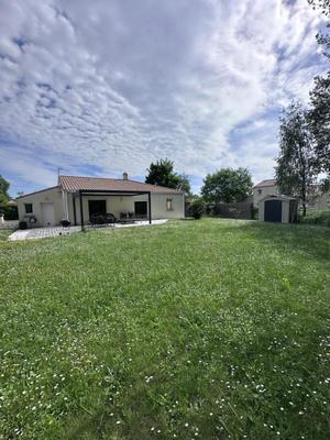 Maison - 96 m² - 4 pièces