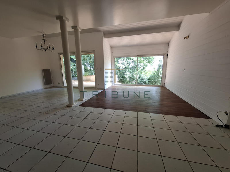 Maison - 150 m² - 7 pièces