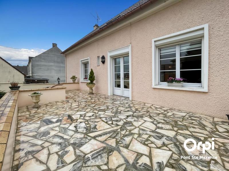 Maison - 160 m² - 6 pièces