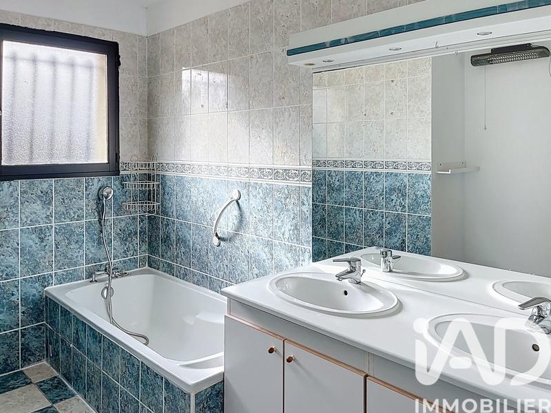 Maison - 97 m² - 4 pièces