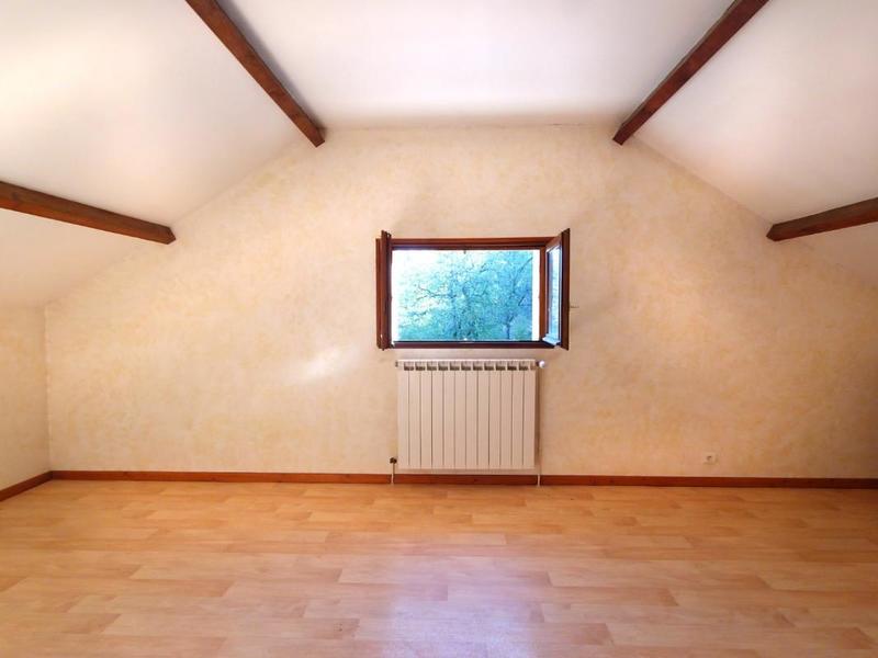 Maison - 182 m² - 10 pièces