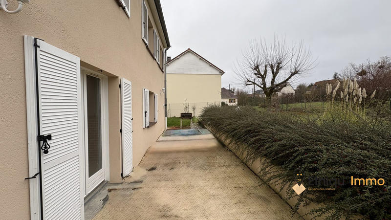 Villa - 168 m² - 8 pièces