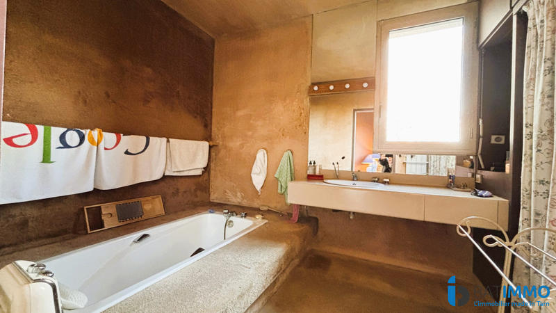 Maison - 188 m² - 5 pièces