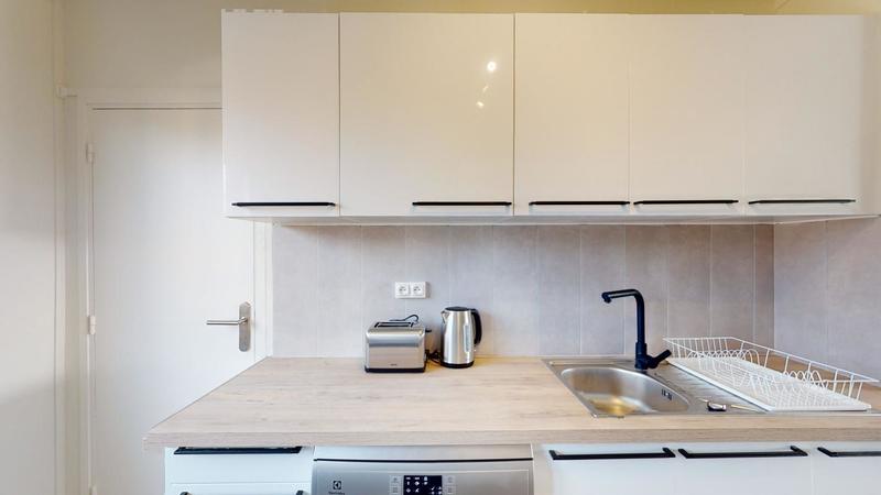 Appartement - 82 m² - 5 pièces