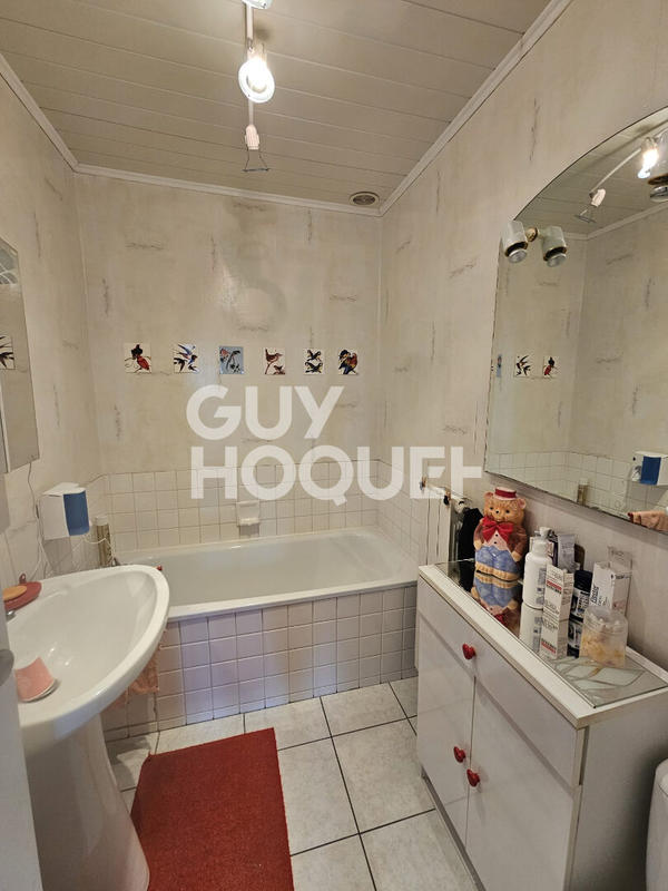 Maison - 80 m² - 4 pièces