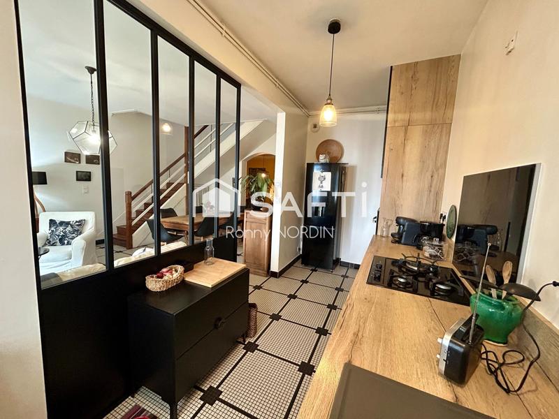 Maison - 98 m² - 4 pièces